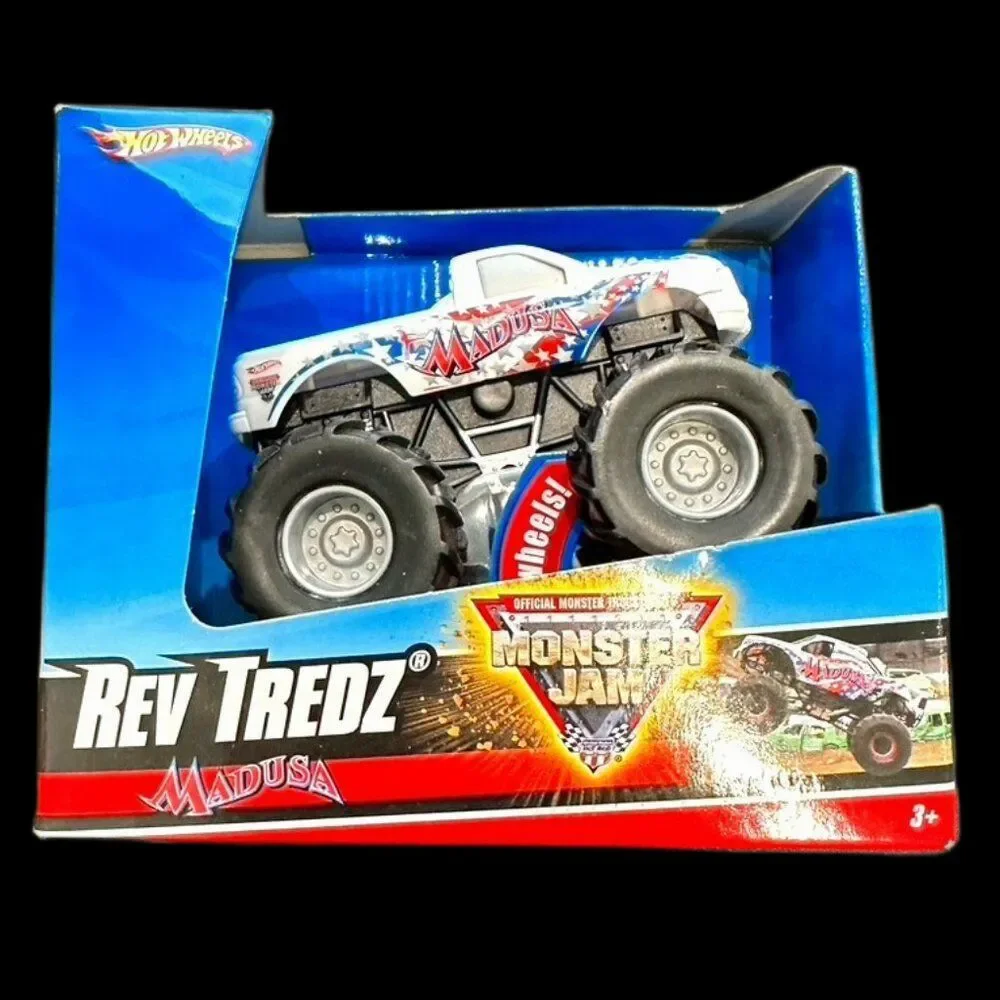 2009 Hot Wheels Monster Truck Jam Rev Tredz Madusa NIB - New